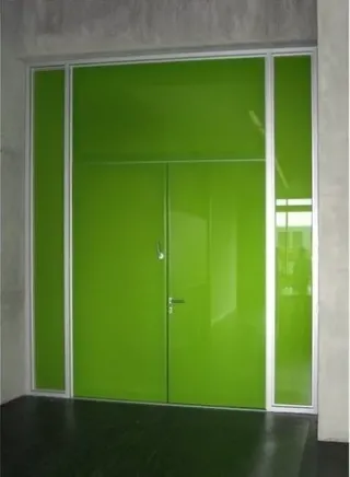 Aluminiumzargen für Holz- und Glastüren Aluminiumzargen für Holz- und Glastüren