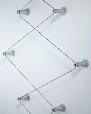X-TEND, I-SYS und GREENCABLE: Edelstahlseile und -netz für die Fassadenbegrünung X-TEND, I-SYS und GREENCABLE: Edelstahlseile und -netz für die Fassadenbegrünung