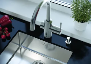 F5 Wascharmaturen: hydraulische, elektronische und Einhebelmischer-Armaturen F5 Wascharmaturen: hydraulische, elektronische und Einhebelmischer-Armaturen