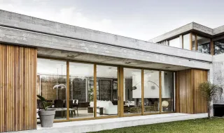 REHAU KALEIDO COLOR – Designvielfalt für Fenster und Türen REHAU KALEIDO COLOR – Designvielfalt für Fenster und Türen