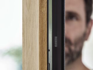 Holzoptik, Mattlack oder Alu-Look aus einer Hand: KALEIDO COLOR