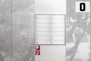 Depotboxen, Postverteilanlagen, Briefkastenanlagen mit Paketfächern Depotboxen, Postverteilanlagen, Briefkastenanlagen mit Paketfächern