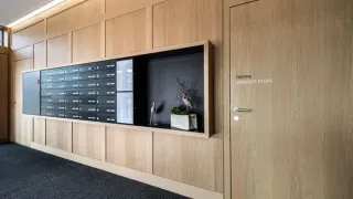 Depotboxen, Postverteilanlagen, Briefkastenanlagen mit Paketfächern Depotboxen, Postverteilanlagen, Briefkastenanlagen mit Paketfächern