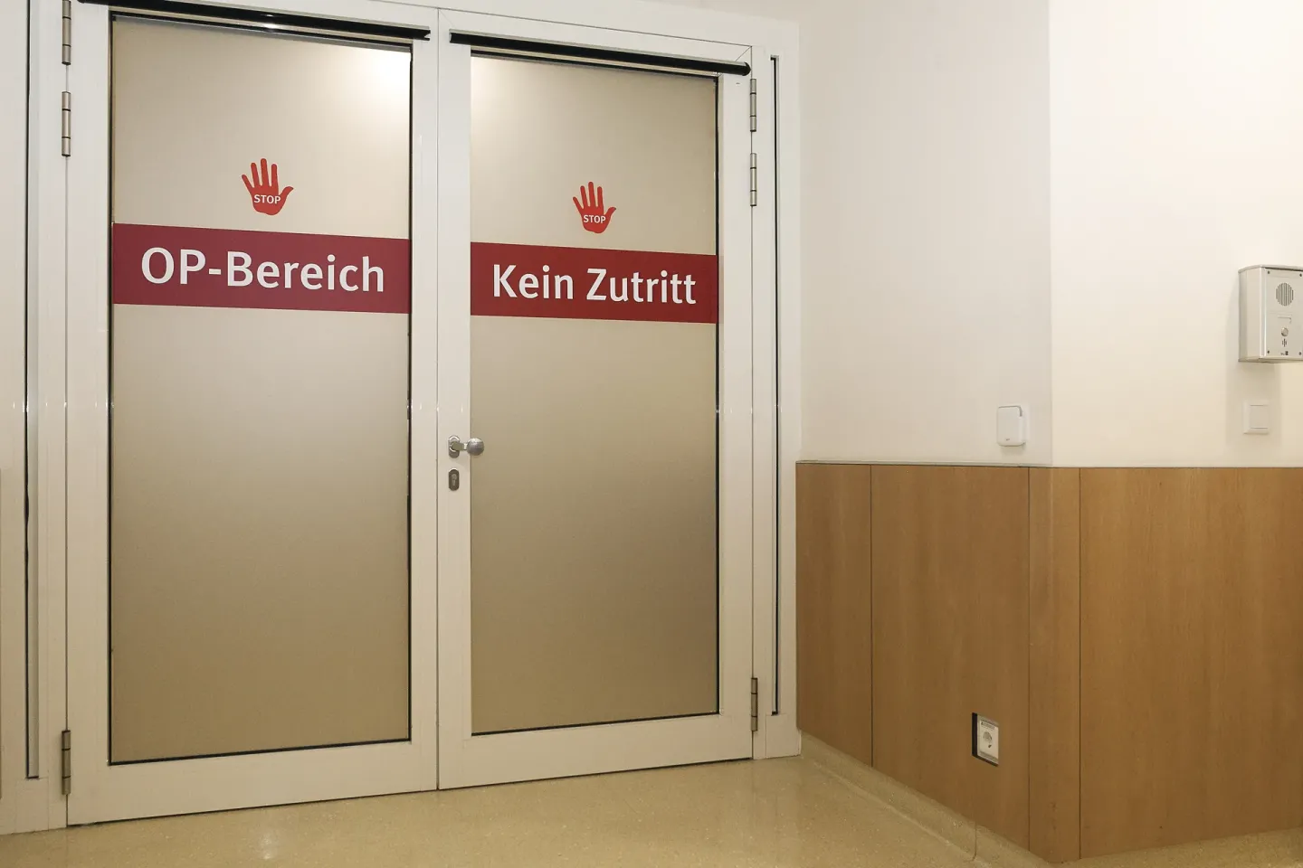 Wandleser & Steuerungen für die Zutrittskontrolle Wandleser & Steuerungen für die Zutrittskontrolle