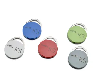 Fünf farbige elektronische Schlösser aus Aluminium mit graviertem Logo