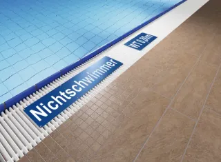 Schwimmbadroste von emco zur Abdeckung von Überflutungsrinnen Schwimmbadroste von emco zur Abdeckung von Überflutungsrinnen