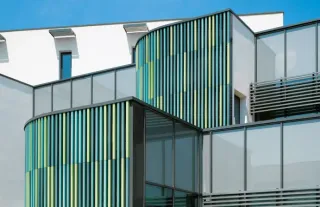 KeraShape® - Keramik im Profil für Fassaden KeraShape® - Keramik im Profil für Fassaden