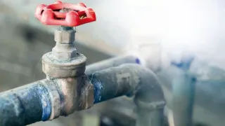Gewährleistungsfalle vermeiden: Füllwasseraufbereitung für Wärme-/Kältenetze Gewährleistungsfalle vermeiden: Füllwasseraufbereitung für Wärme-/Kältenetze