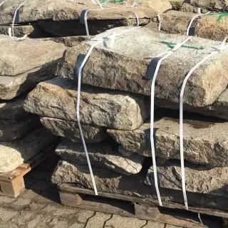 ReUse Pflasterklinker und Natursteinplatten für den Außenbereich ReUse Pflasterklinker und Natursteinplatten für den Außenbereich