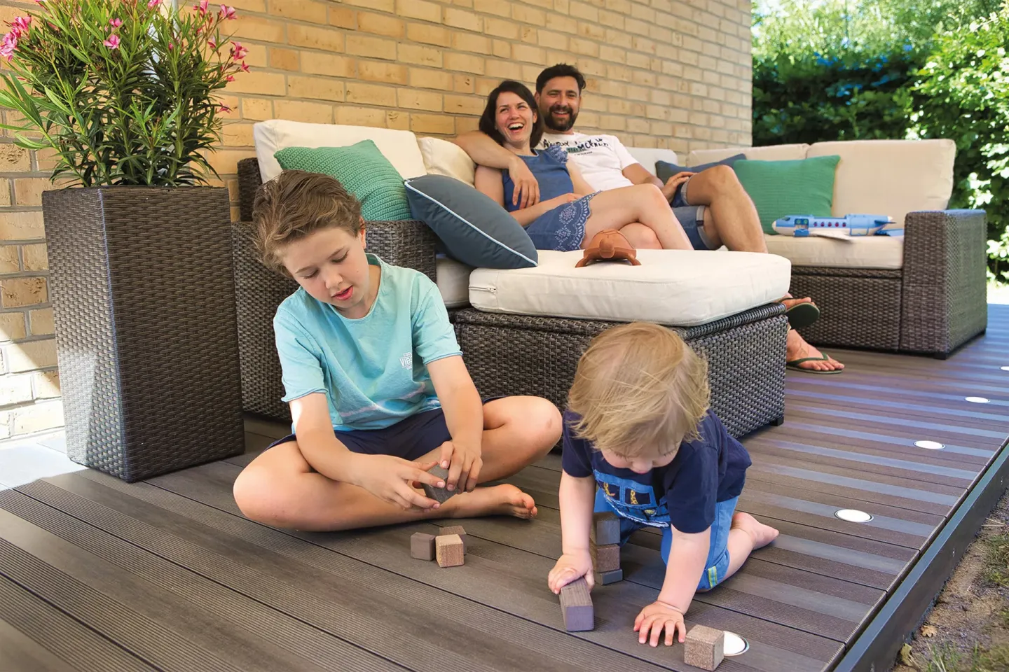 megawood® Terrassendielen CLASSIC VARIA (GCC HARZart) megawood® Terrassendielen CLASSIC VARIA (GCC HARZart)