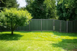 megawood® LIMES Sichtschutz- und Zaunsystem megawood® LIMES Sichtschutz- und Zaunsystem