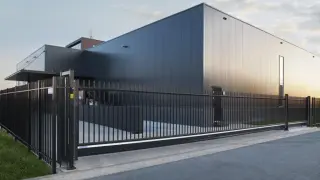 Schiebetore aus Stahl und Aluminium Schiebetore aus Stahl und Aluminium