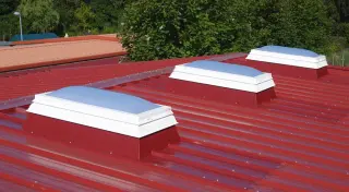 Formteile und Tageslichtsysteme Formteile und Tageslichtsysteme