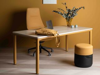 Der Desk Frame 4 in neuer Farbe