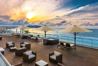 Wind- und Wetterfeste Sonnenschirme Wind- und Wetterfeste Sonnenschirme