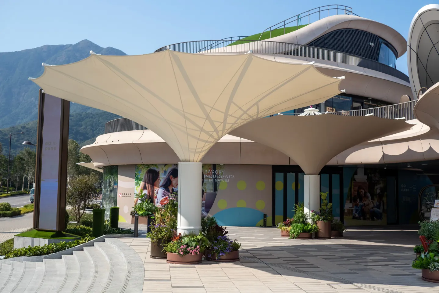 Wind- und Wetterfeste Sonnenschirme Wind- und Wetterfeste Sonnenschirme