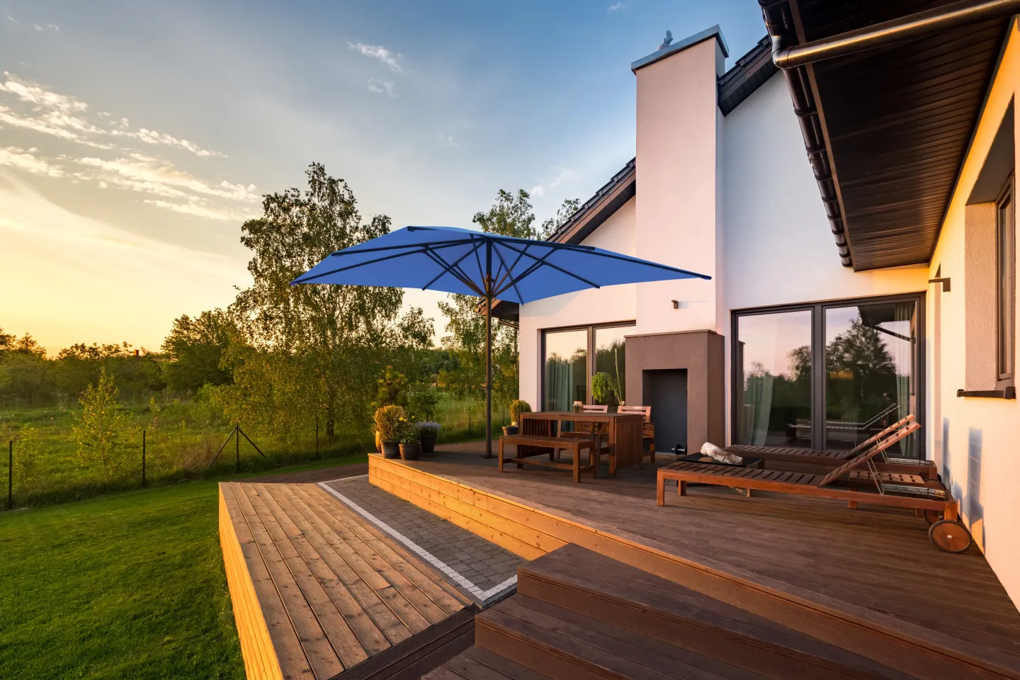 Wind- und Wetterfeste Sonnenschirme Wind- und Wetterfeste Sonnenschirme