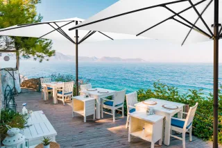 Wind- und Wetterfeste Sonnenschirme Wind- und Wetterfeste Sonnenschirme