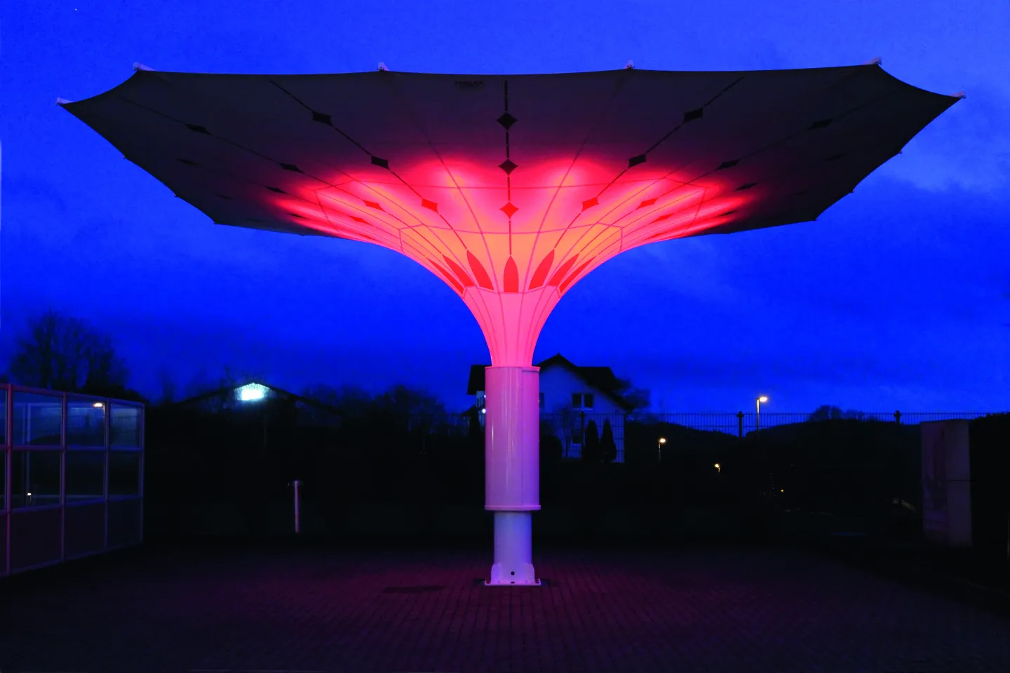 Wind- und Wetterfeste Sonnenschirme Wind- und Wetterfeste Sonnenschirme