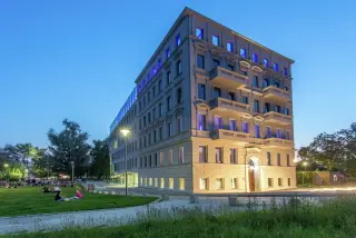 KEIM Soldalit® -  Sol-Silikat-Fassadenfarbe für den universellen Einsatz KEIM Soldalit® -  Sol-Silikat-Fassadenfarbe für den universellen Einsatz