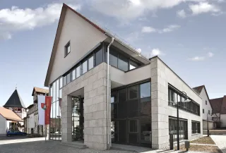 Fassadensystem StoVentec Verostone Massive und StoVentec S Fassadensystem StoVentec Verostone Massive und StoVentec S