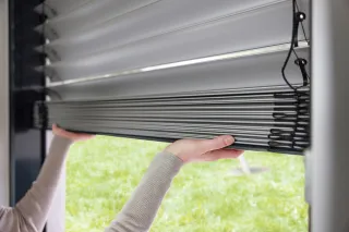 Tageslichtmanagement mit Raffstore Tageslichtmanagement mit Raffstore