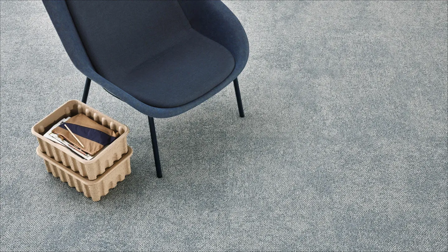 DESSO EcoBase® - bitumenfreier Teppichrücken vollständig recycelbar DESSO EcoBase® - bitumenfreier Teppichrücken vollständig recycelbar