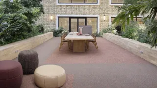 DESSO EcoBase® - bitumenfreier Teppichrücken vollständig recycelbar DESSO EcoBase® - bitumenfreier Teppichrücken vollständig recycelbar