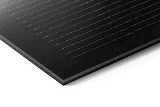 Integrierte Photovoltaiklösungen für die vorgehängte hinterlüftete Fassade Integrierte Photovoltaiklösungen für die vorgehängte hinterlüftete Fassade