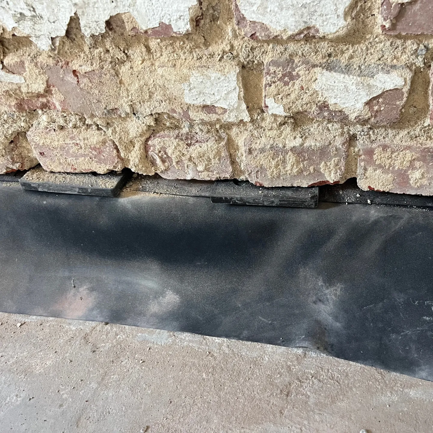 Mauerwerkstrockenlegung im Sägeverfahren mit PRINZ-Mauersägetechnik Mauerwerkstrockenlegung im Sägeverfahren mit PRINZ-Mauersägetechnik