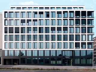 Winkhaus entwickelt maßgeschneiderte Fensterlösung für Südkreuz Offices Berlin