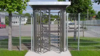 Drehkreuze und Drehkreuzanlagen