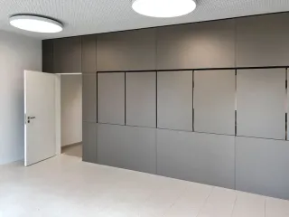 Schiebefaltläden als Sonnen- und Sichtschutz Schiebefaltläden als Sonnen- und Sichtschutz
