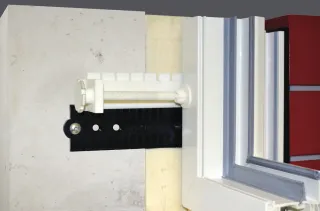 Abdichtungs- und Befestigungssysteme für die Fenster- und Fassadenmontage Abdichtungs- und Befestigungssysteme für die Fenster- und Fassadenmontage