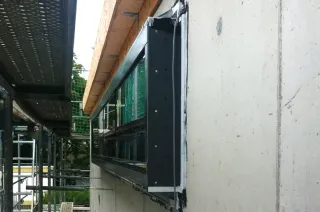 Vorwandmontage-System - Fenster- und Türelemente in der Dämmebene Vorwandmontage-System - Fenster- und Türelemente in der Dämmebene