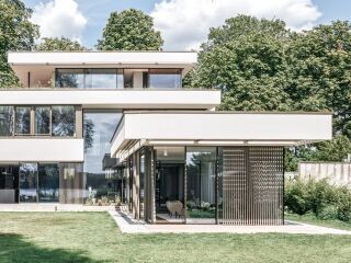 Wie rahmenlose Architektur Räume und Perspektiven öffnet.