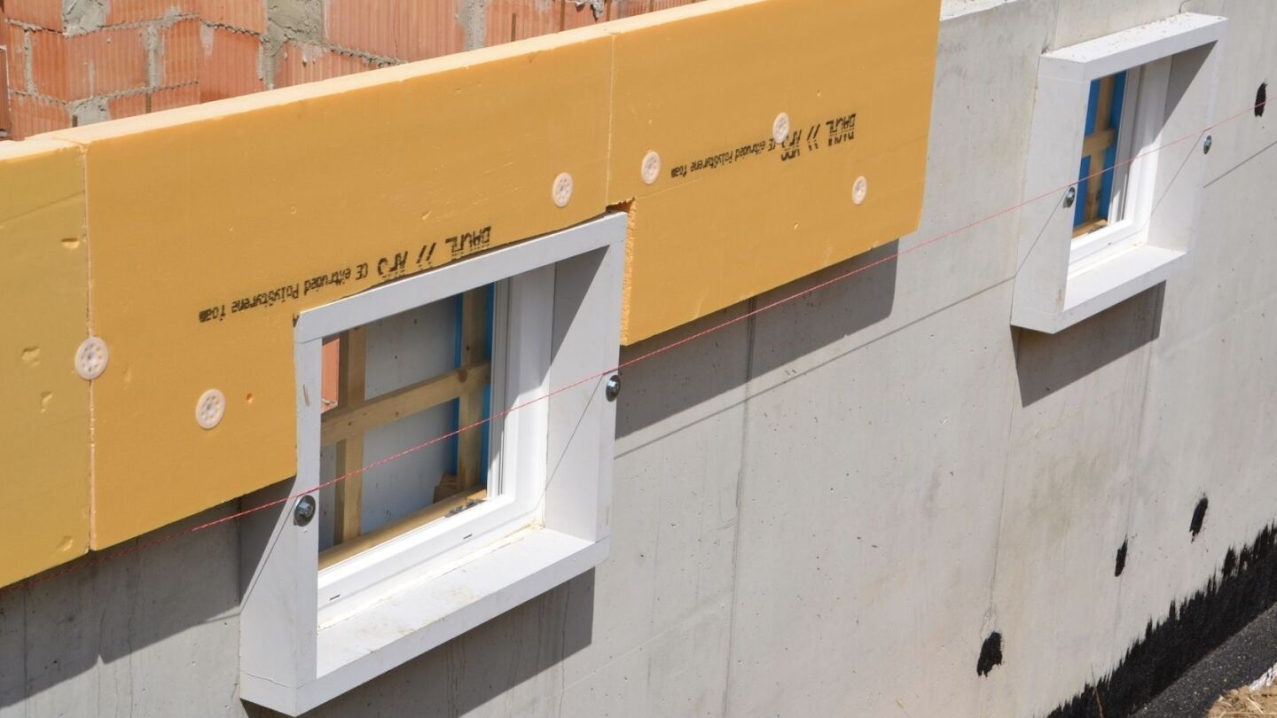 HIEBER Kellerfenster-Systeme für Lichtschächte