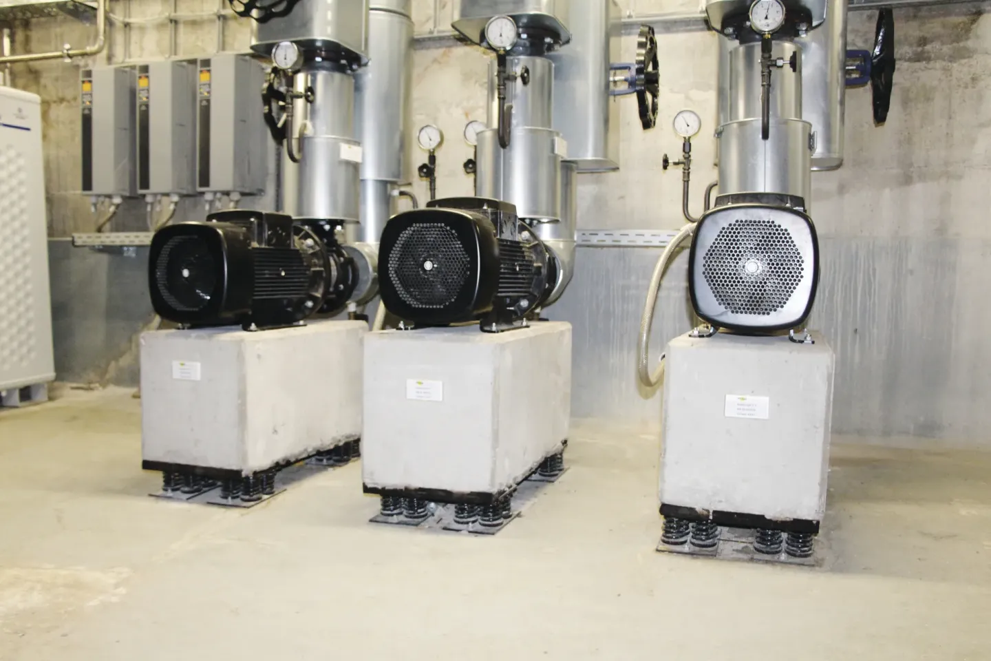 Lagerung von haustechnischen Anlagen Lagerung von haustechnischen Anlagen