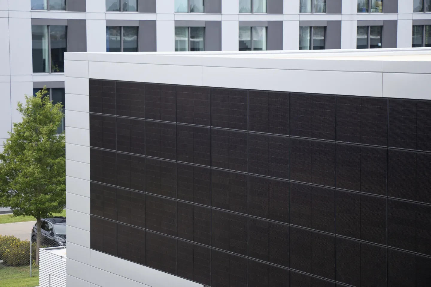 Fassadensystem PRO+ Siding | PRO+ PV | PRO+ Green Fassadensystem PRO+ Siding | PRO+ PV | PRO+ Green