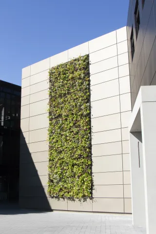 Fassadensystem PRO+ Siding | PRO+ PV | PRO+ Green Fassadensystem PRO+ Siding | PRO+ PV | PRO+ Green