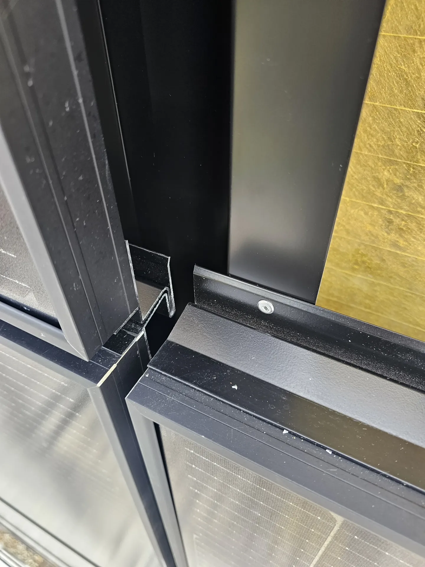 Fassadensystem PRO+ Siding | PRO+ PV | PRO+ Green Fassadensystem PRO+ Siding | PRO+ PV | PRO+ Green