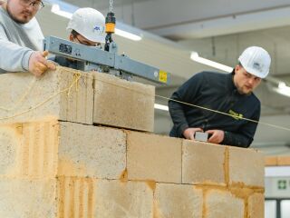 Innovativ bauen mit Tradition: Conclay - der tragende Lehmstein von Kimm Innovativ bauen mit Tradition: Conclay - der tragende Lehmstein von Kimm