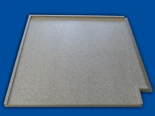 Freitragende Balkonbodenplatten und Treppenstufen aus Polymerbeton Freitragende Balkonbodenplatten und Treppenstufen aus Polymerbeton