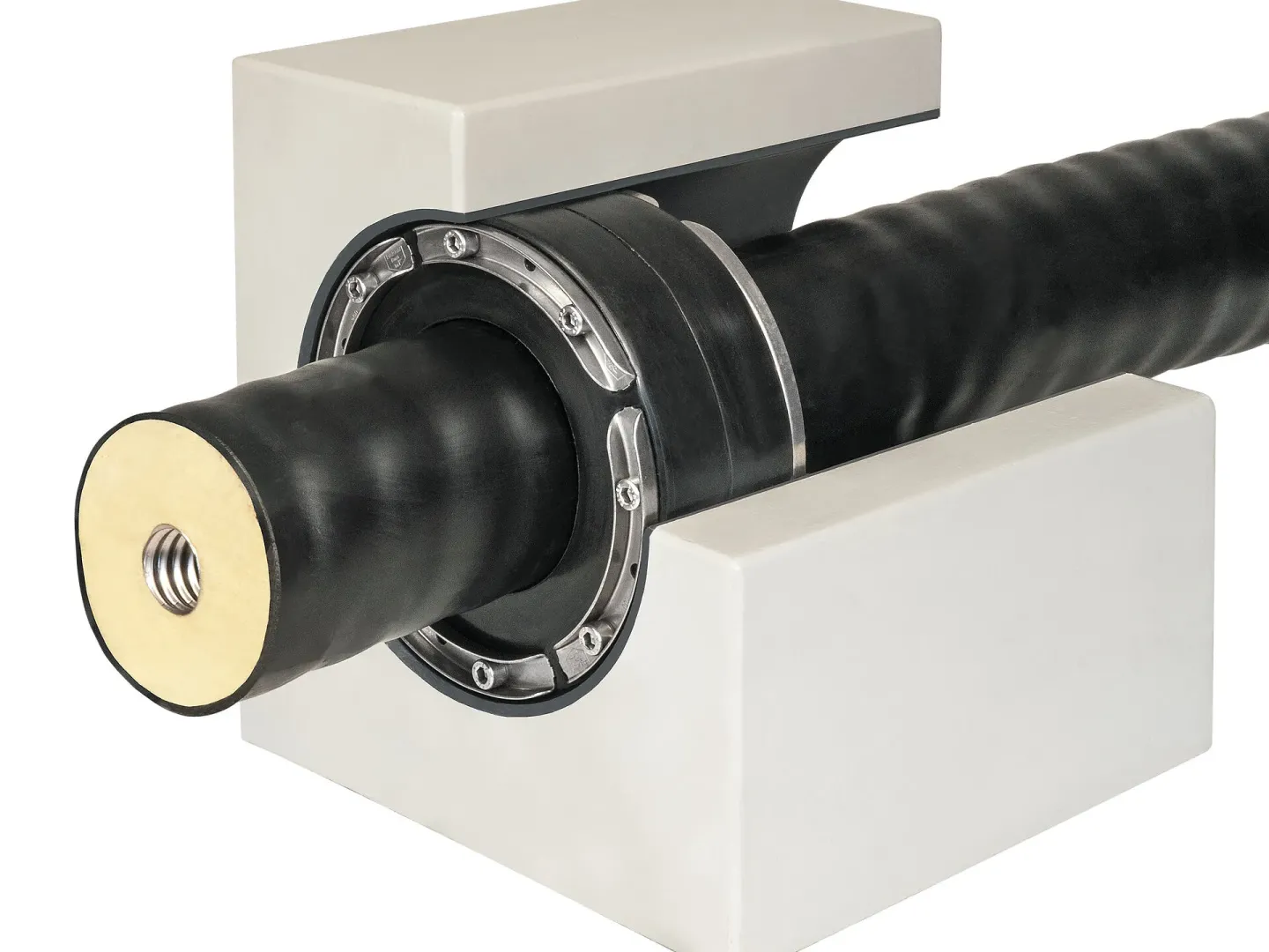 Rohr- und Kabel-Durchführungen für E-Mobilität u. Nahwärmeversorgung Rohr- und Kabel-Durchführungen für E-Mobilität u. Nahwärmeversorgung