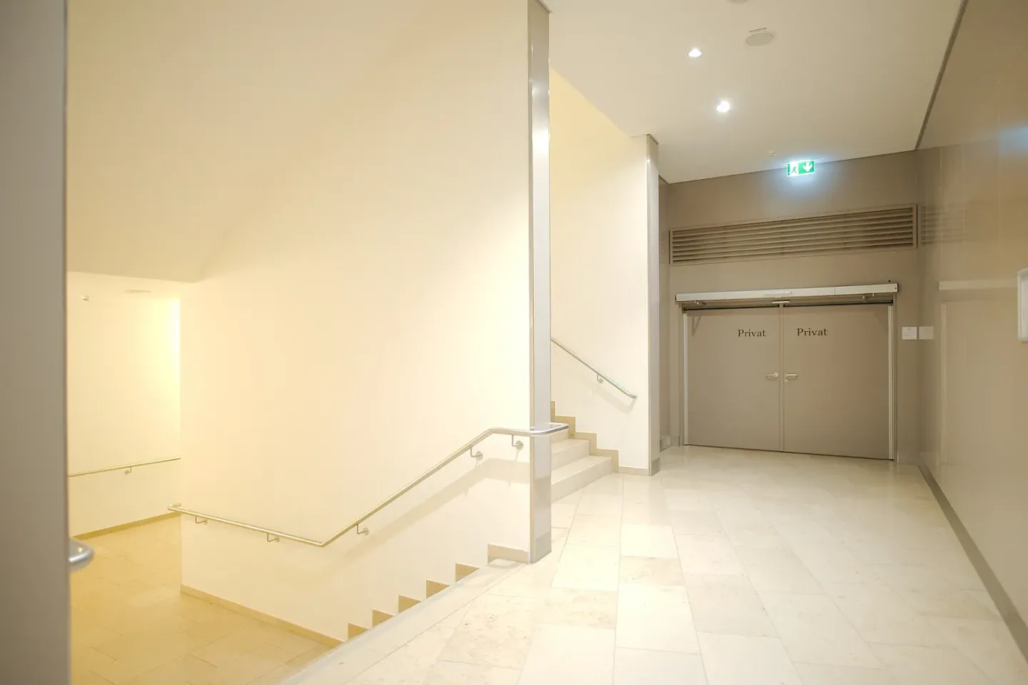 T30/T90 Feuerschutztüren mit Drehflügel mit Zulassung T30/T90 Feuerschutztüren mit Drehflügel mit Zulassung