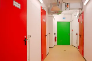 T30/T90 Feuerschutztüren mit Drehflügel mit Zulassung T30/T90 Feuerschutztüren mit Drehflügel mit Zulassung