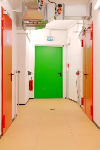 T30/T90 Feuerschutztüren mit Drehflügel mit Zulassung T30/T90 Feuerschutztüren mit Drehflügel mit Zulassung