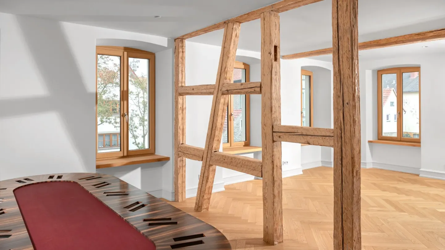 Fenstersysteme für die energetische Sanierung in Altbau und Denkmalschutz Fenstersysteme für die energetische Sanierung in Altbau und Denkmalschutz