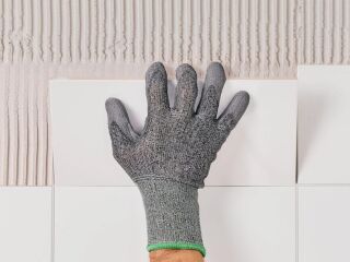 Mosa und Ardex präsentieren das Re-Tile System