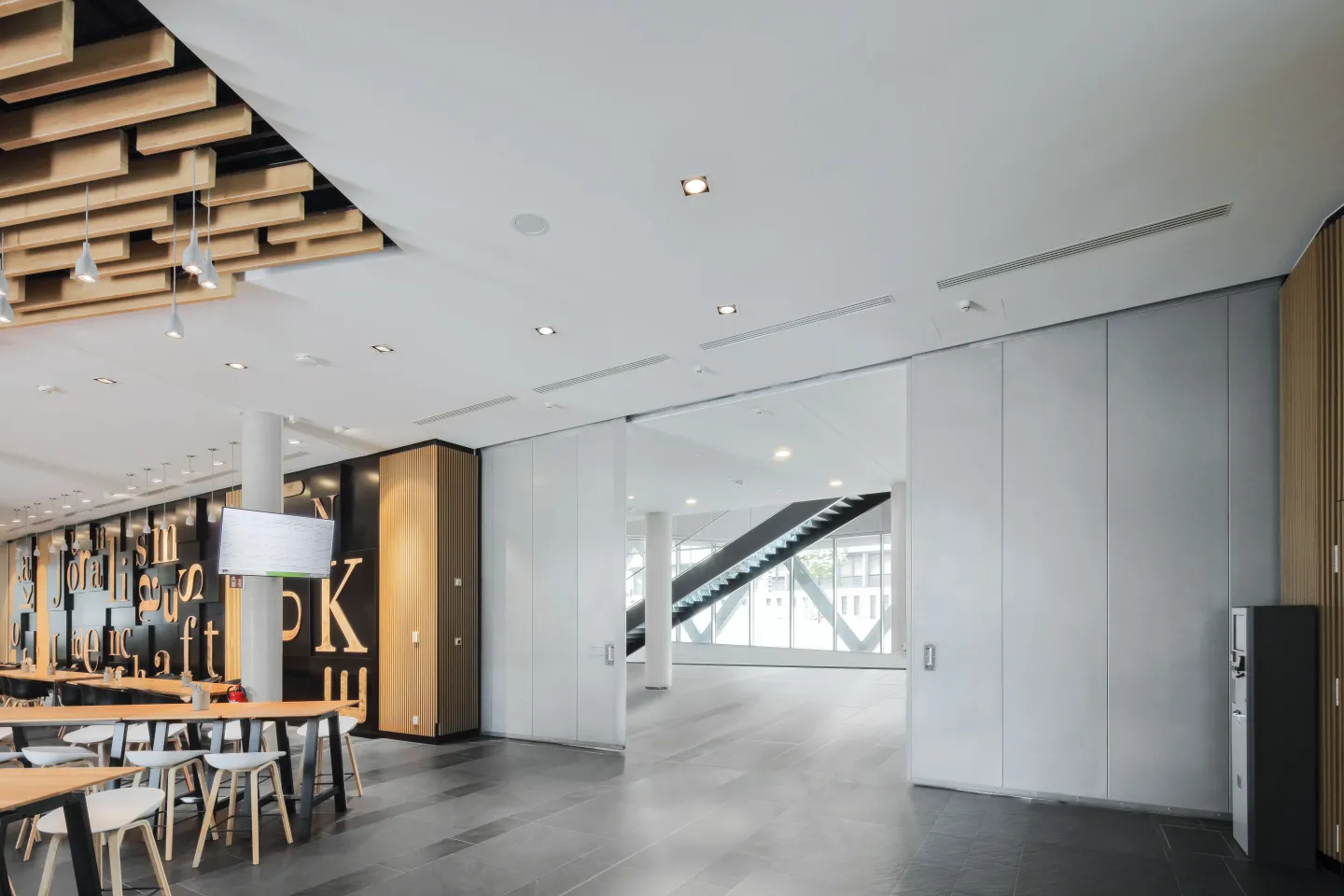 Novoferm Feuer- und Rauchschutz-Schiebetore NovoSlide Industry Novoferm Feuer- und Rauchschutz-Schiebetore NovoSlide Industry